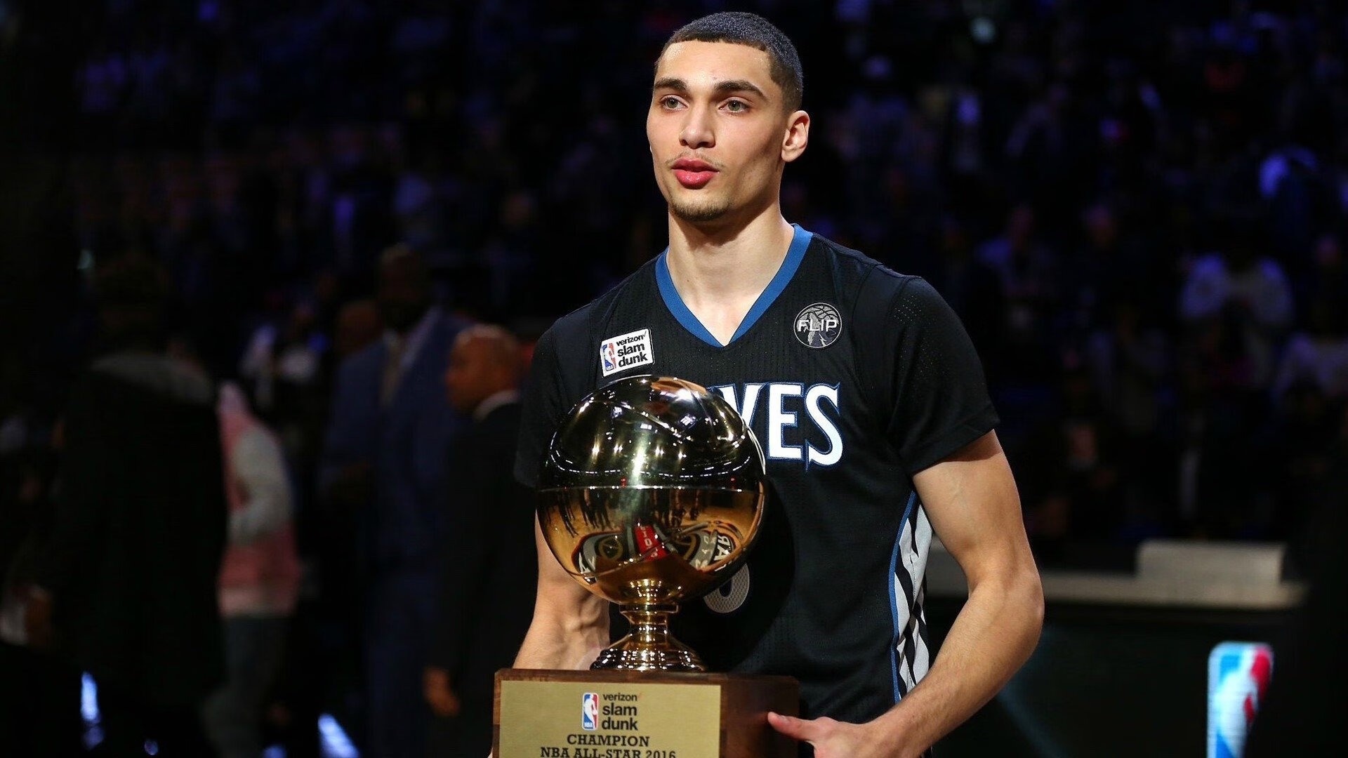 mk体育-NBA新赛季倒计时，群雄逐鹿，谁将问鼎巅峰？